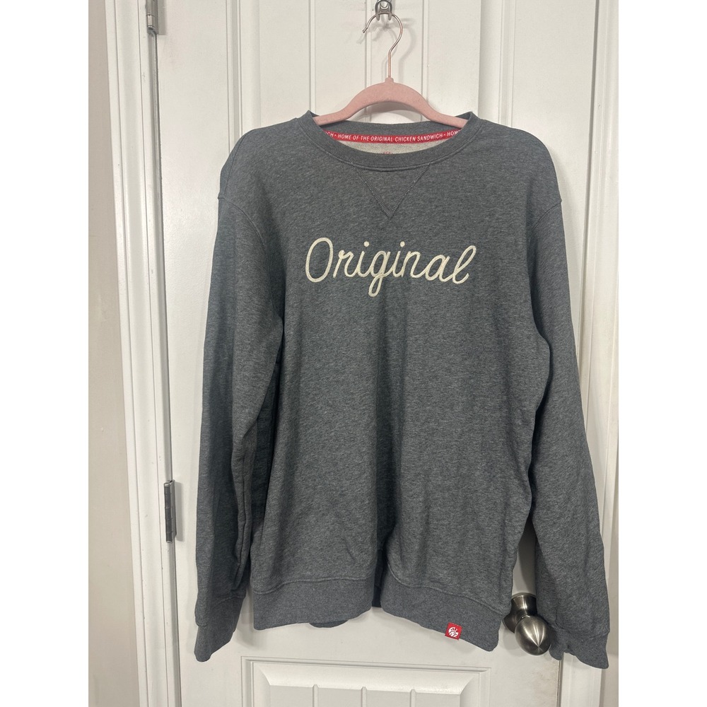 Chick-fil-A Original Chicken Sandwich Gray Crewneck Sweatshirt Large Unisex